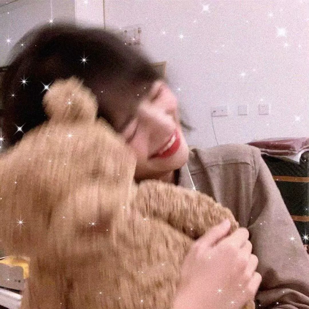 总裁是个纸片人